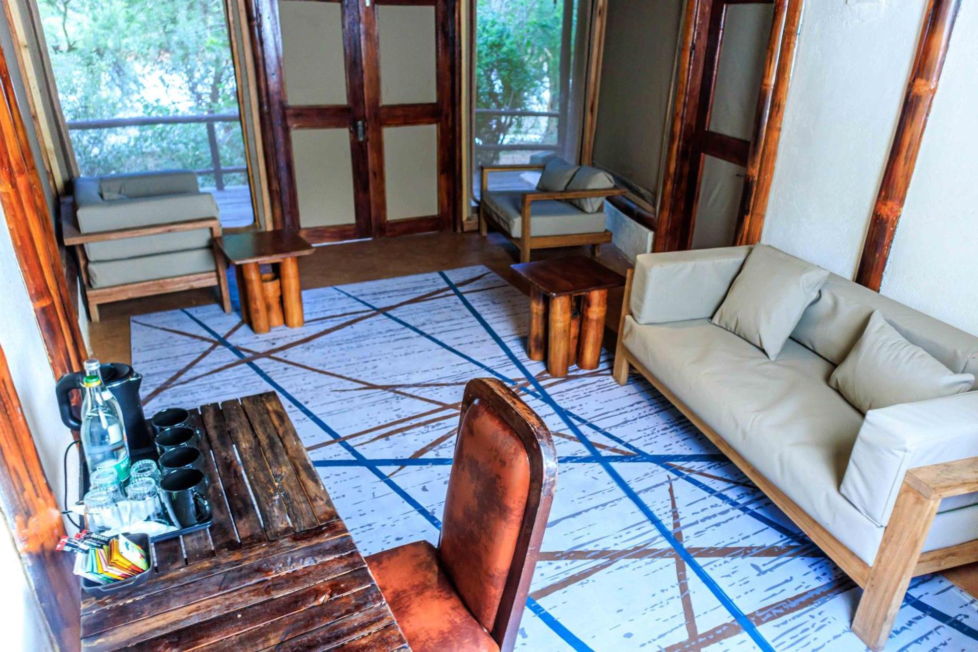 Samburu Elephant Lodge Isiolo Exteriör bild